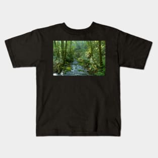 Cool forest stream Kids T-Shirt